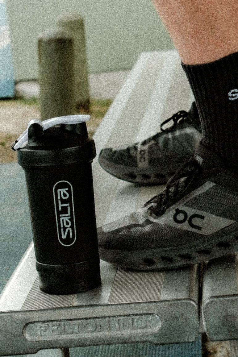 SALTA Matte Black Shaker 600ml